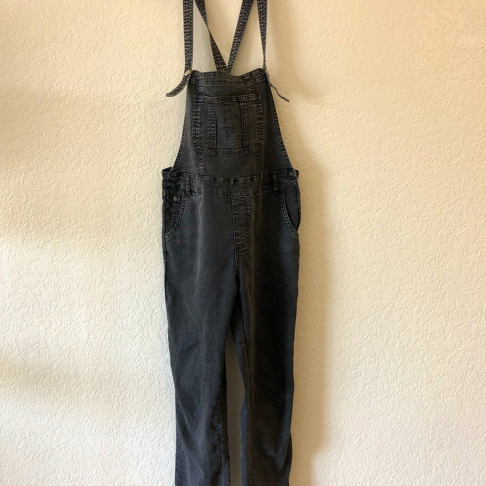 Black Capri-Overalls👖